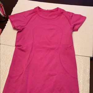 Lululemon hot pink swiftly tech sz 4